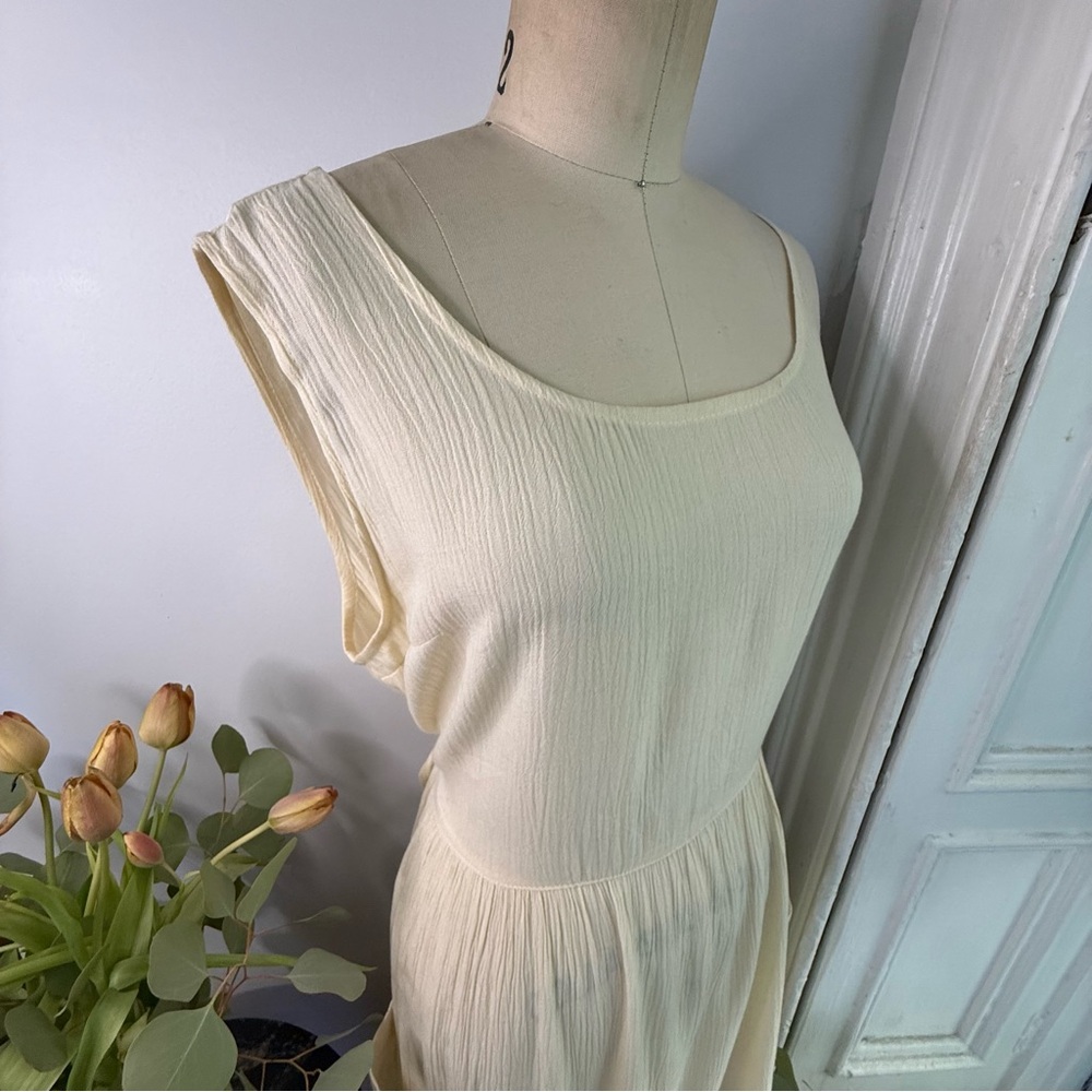 Cream cotton sleeveless dress - Picture 8 of 10